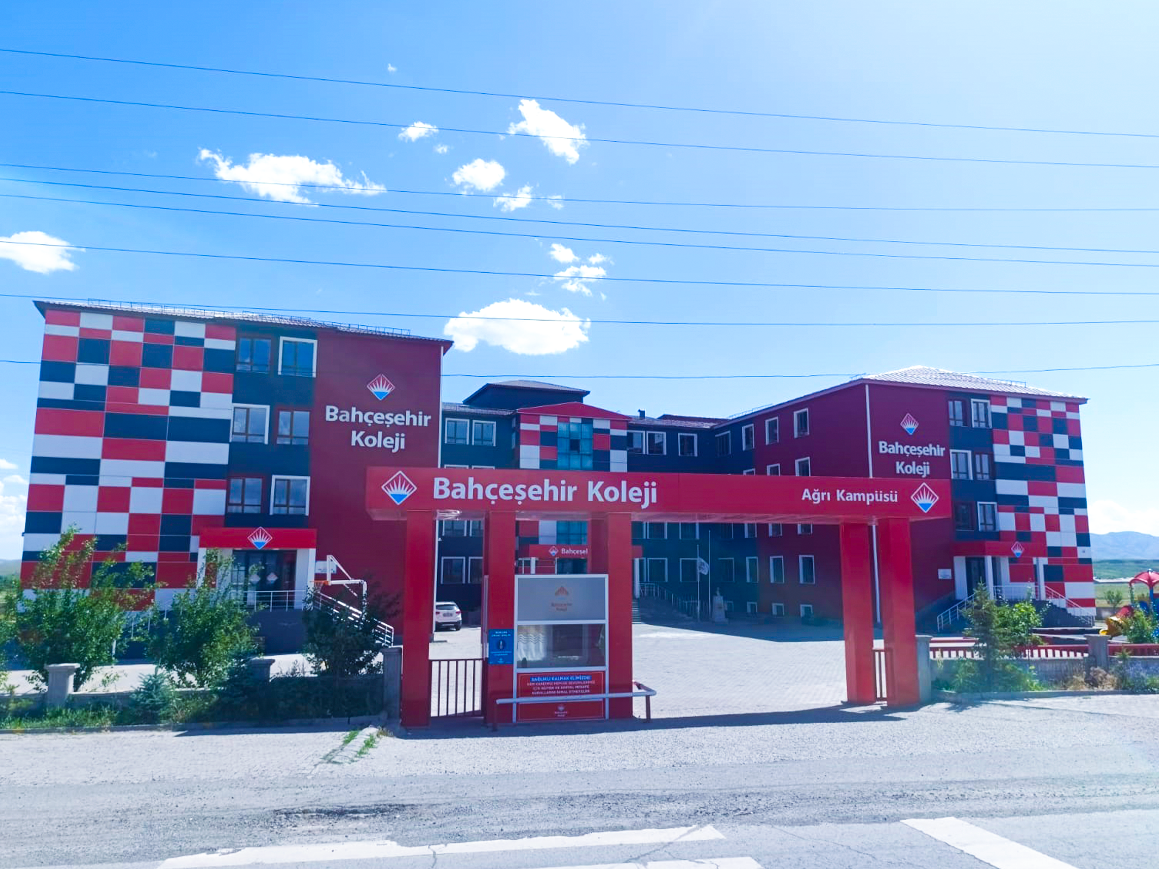 Ağri Bahçeşehir Koleji Ortaokulu