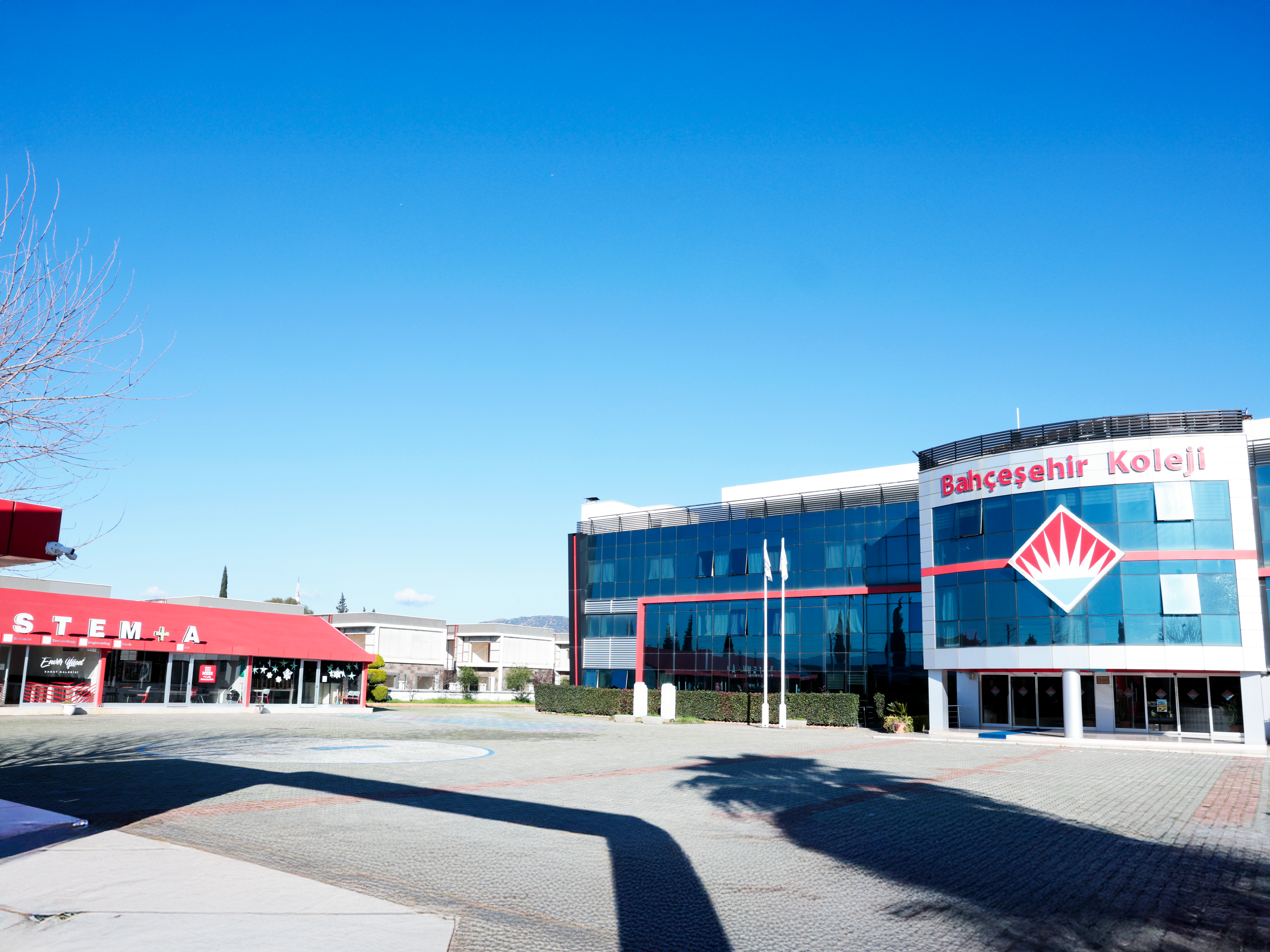 Bahçeşehir Koleji Aydın İncirliova Anadolu Lisesi