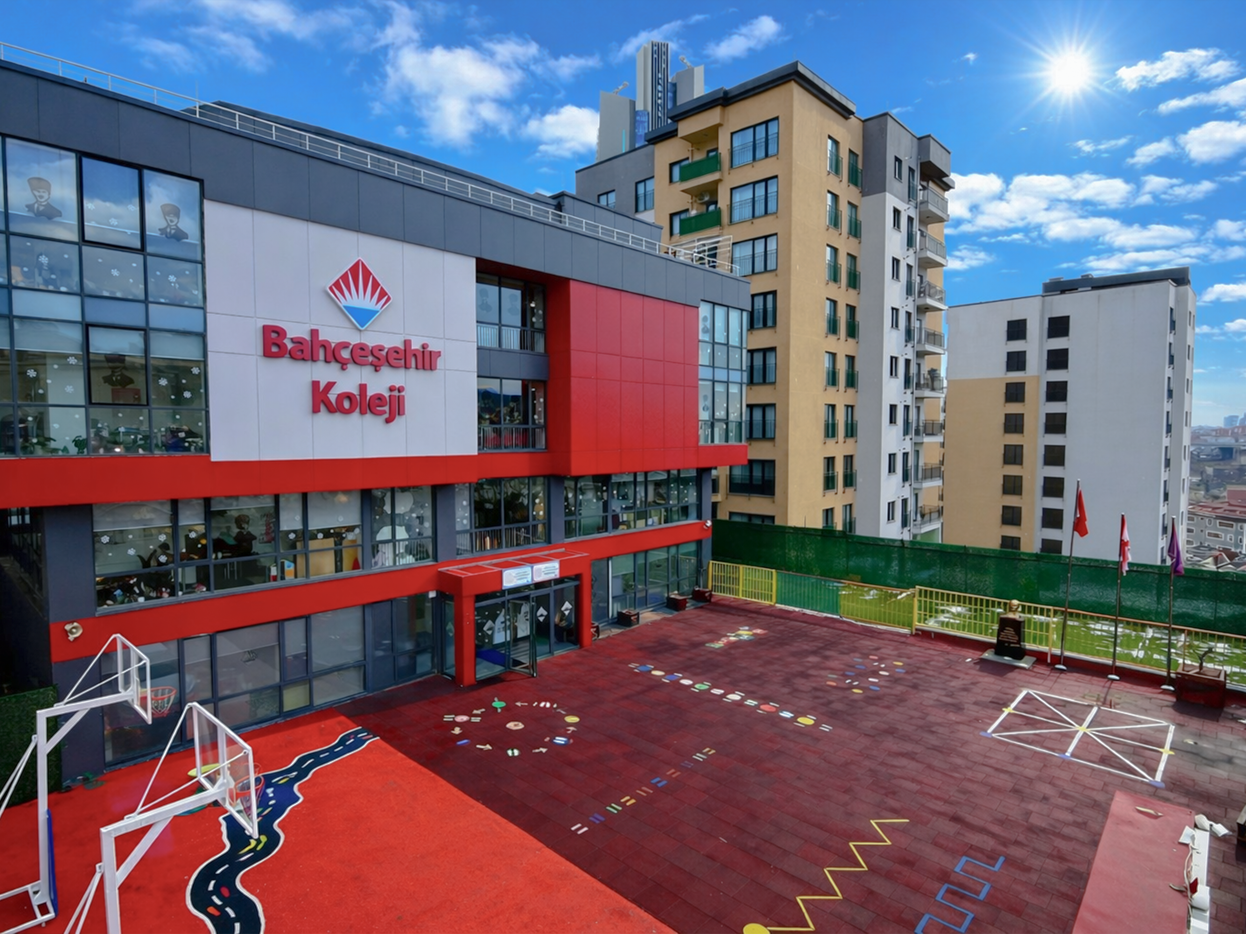 Bahçeşehir Koleji Ataşehir 2 İlkokulu kampüs görseli