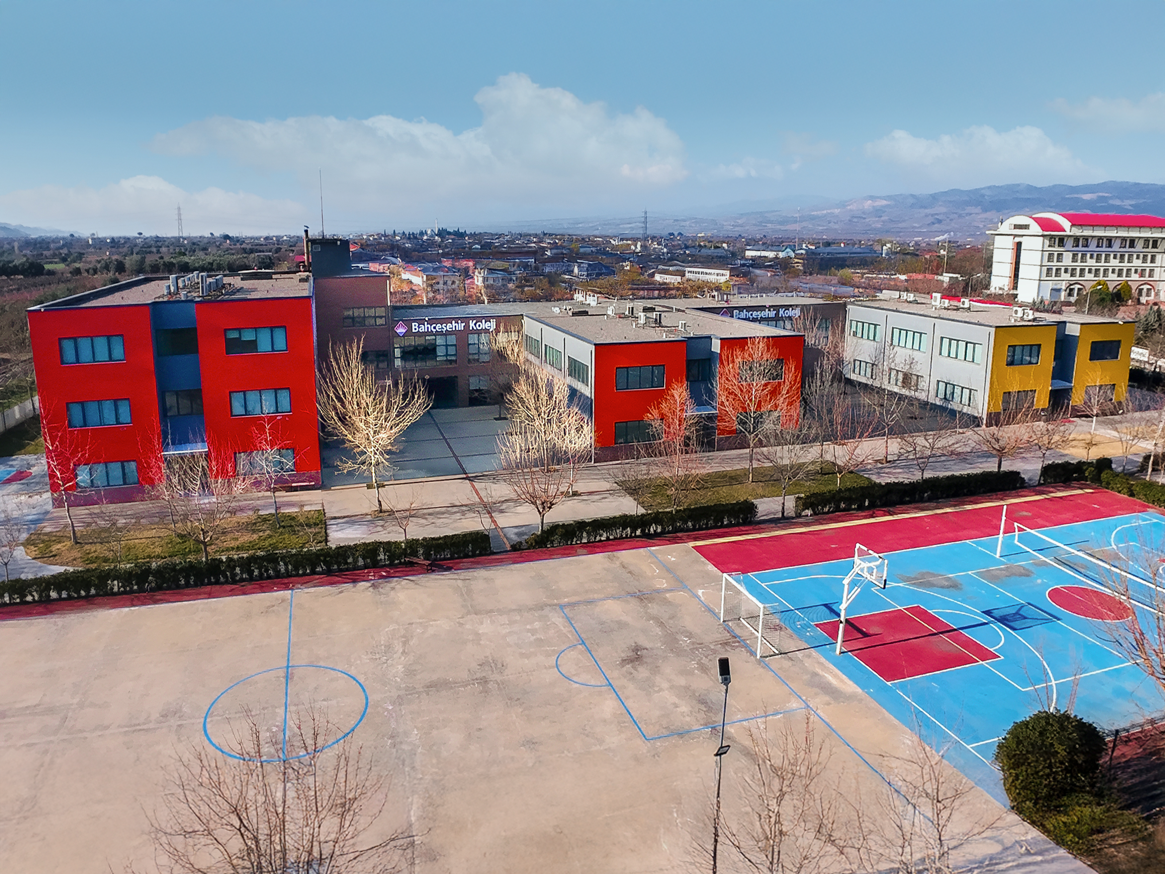 Alaşehir Bahçeşehir Koleji Anadolu Lisesi