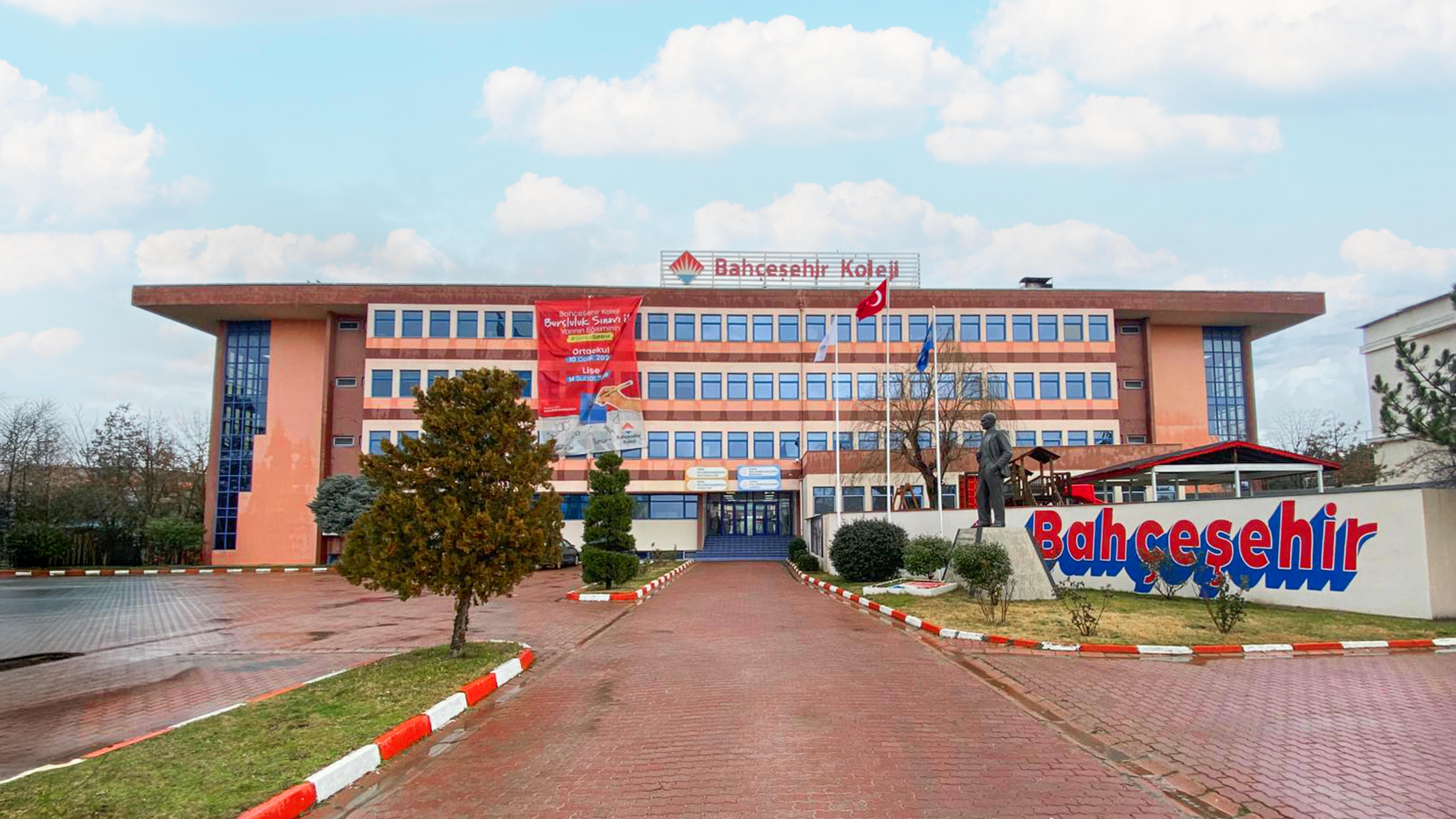 Edirne Bahçeşehir Koleji Fen Ve Teknoloji Lisesi kampüs görseli