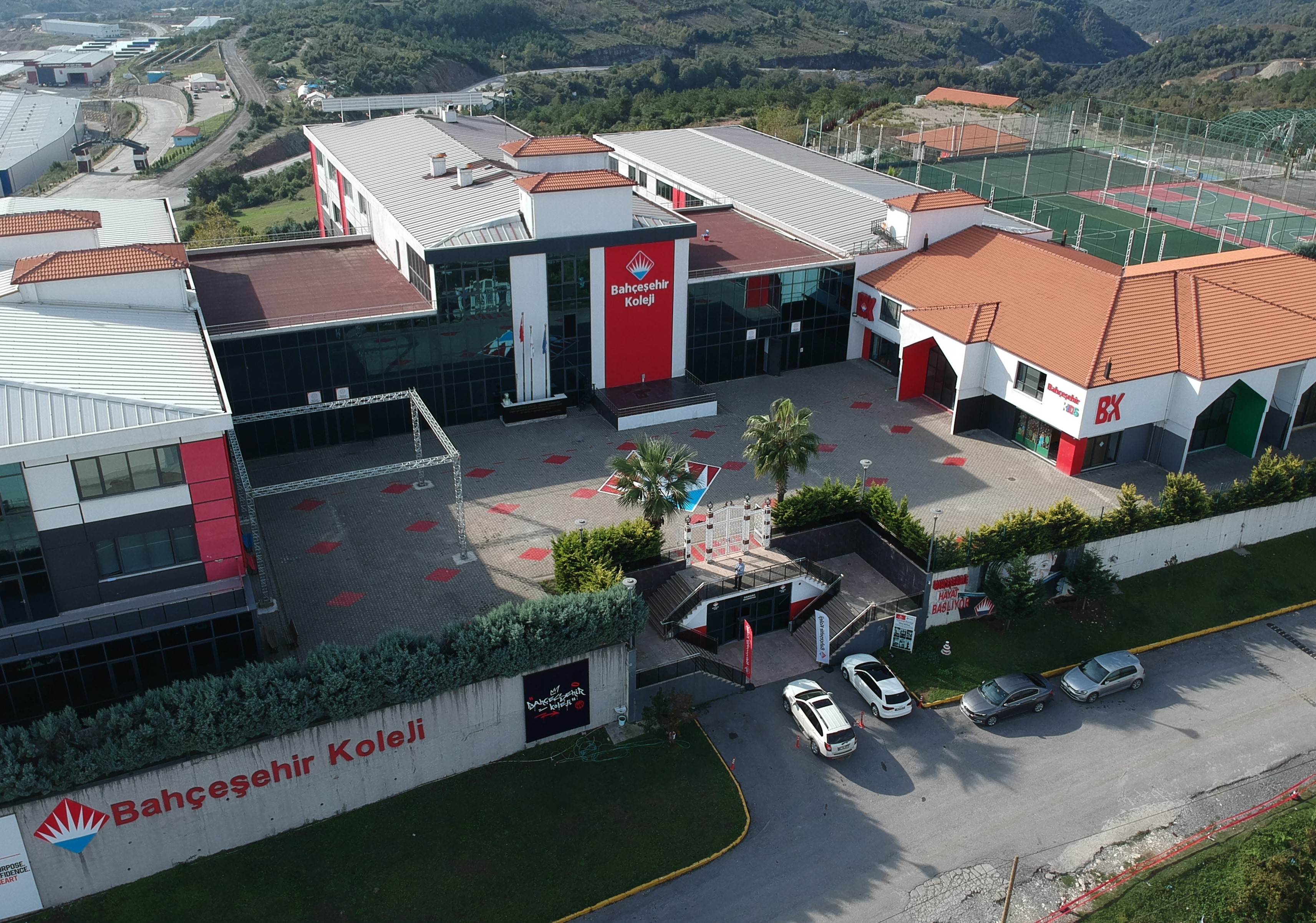 Bahçeşehir Koleji Karadeniz Ereğli Anadolu Lisesi kampüs görseli